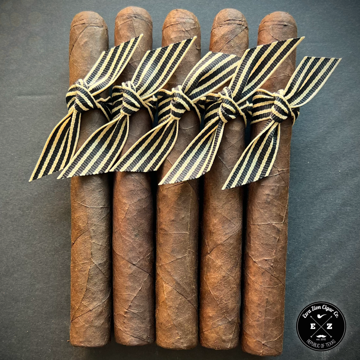 peanut butter tobacco STOUT King of the Leaf Peanut & Caramel Tobacco |
