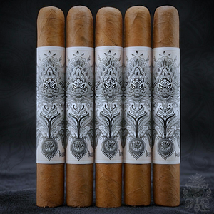 KASHMIR BLACK VANILLA