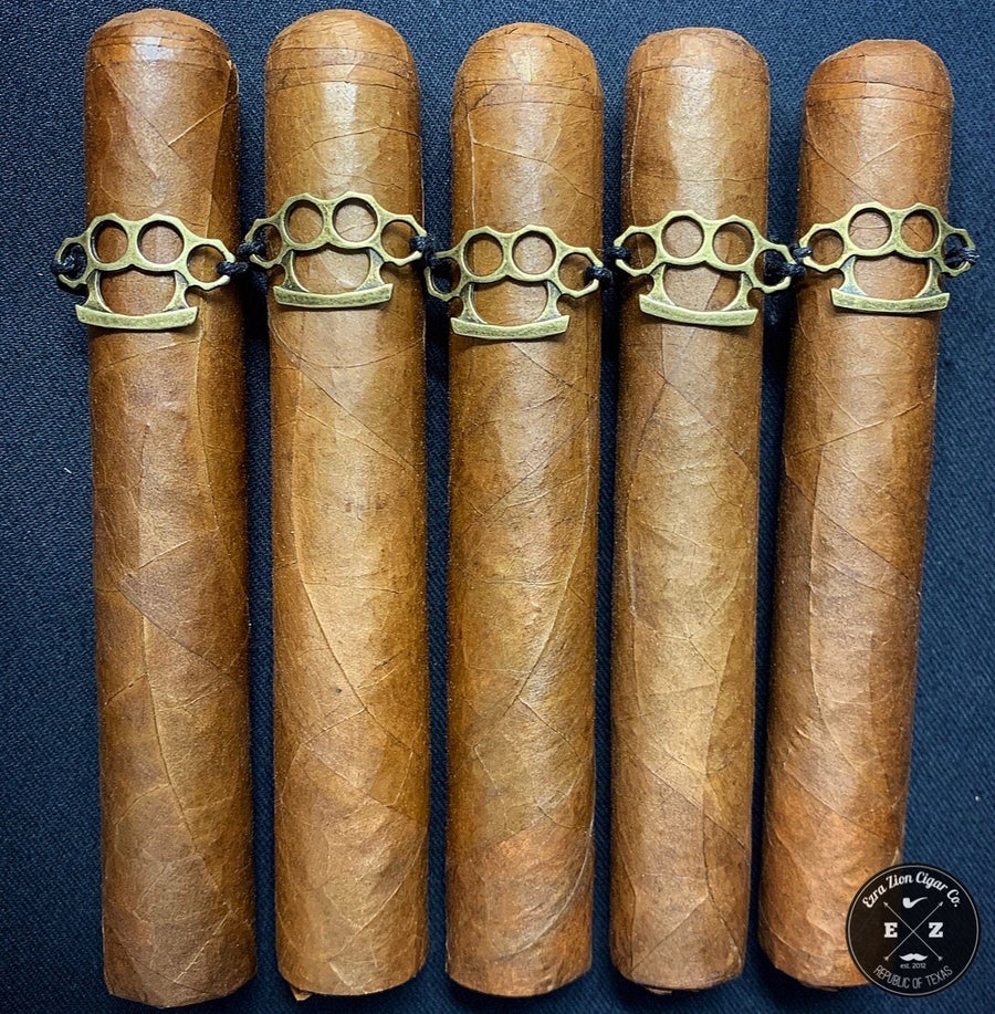 BRASS KNUCKLES VICIOUS DELICIOUS